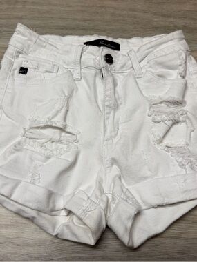 Women's Size 3  White Distressed Cuffed Hem Estilo Jean Shorts